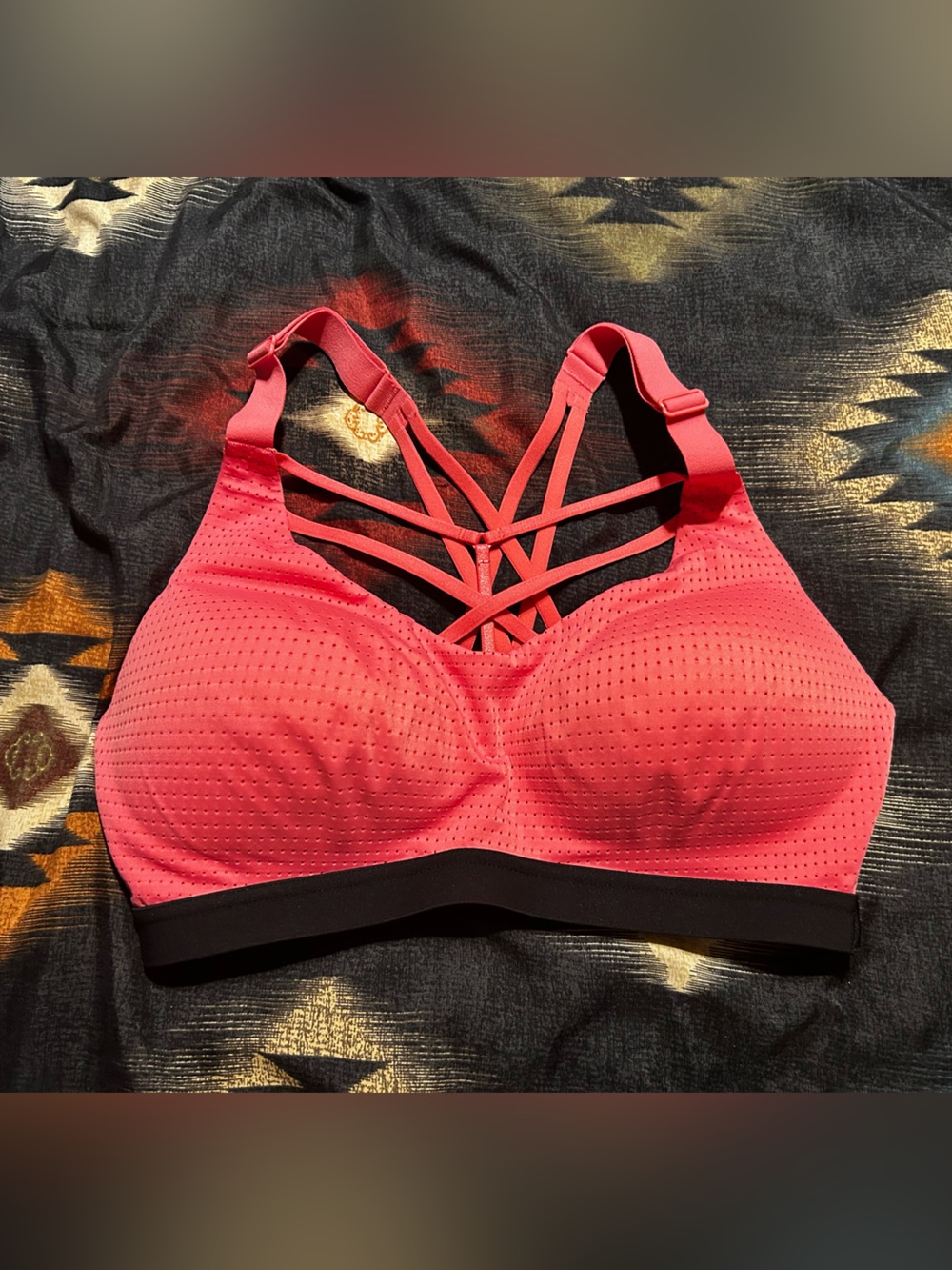 Victoria's Secret Sport padded Strappy Front Racerback sport bra Coral 34D